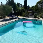 Independante Avec Terrasse Privee Et Piscine