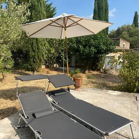 Independante Avec Terrasse Privee Et Piscine 4* Nimes