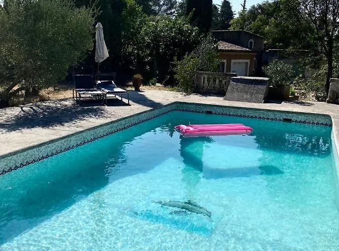 Independante Avec Terrasse Privee Et Piscine